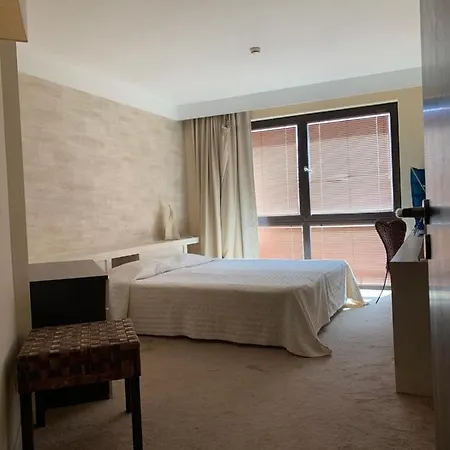 Apartment Oasis Vip Club,